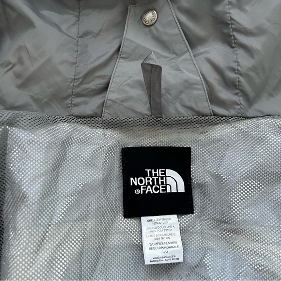 The North Face HyVent Hooded Jacket Women Size Large - Picture 13 of 13